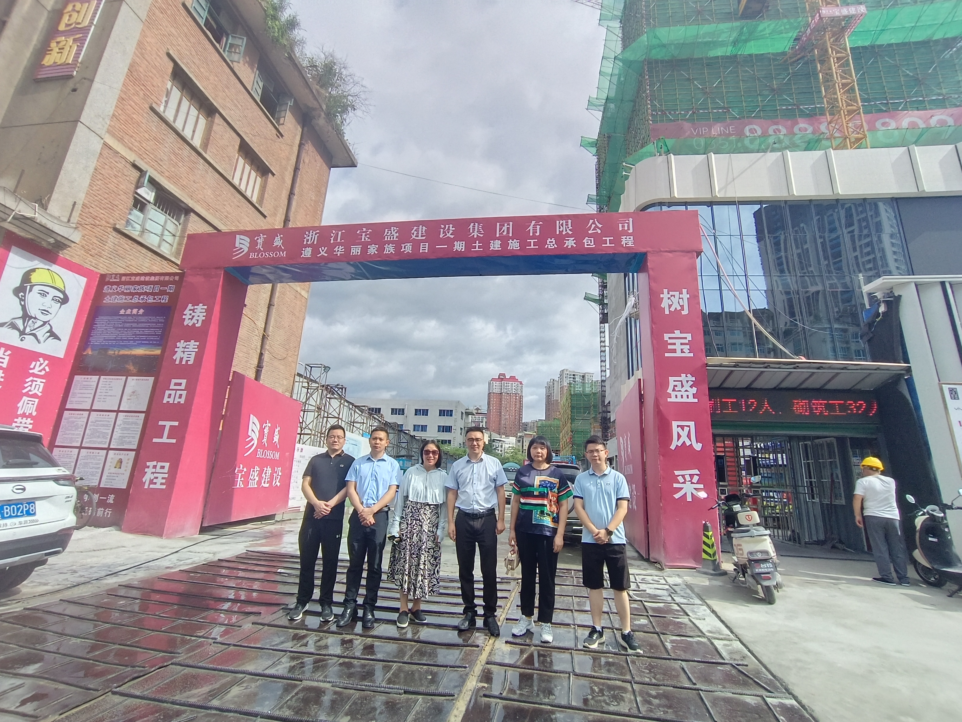 00051417b62701f01efbb6ec19cc9cc